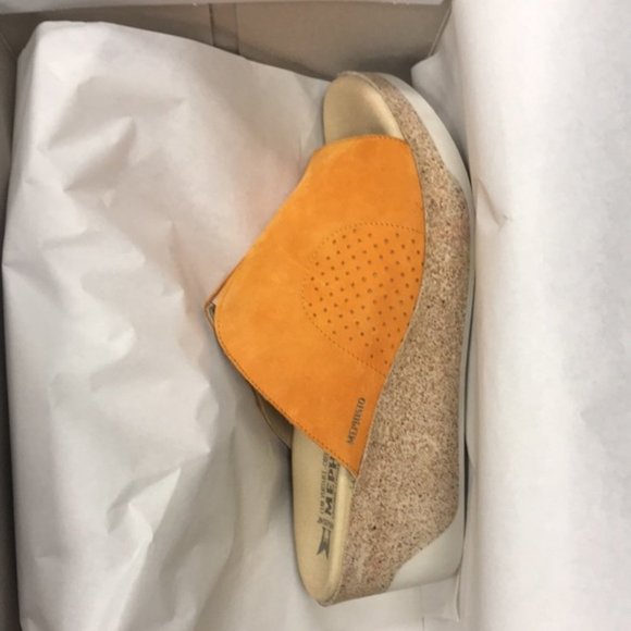 Mephisto Giuletta Women's Wedge Slide Sandal - Picture 4 of 6